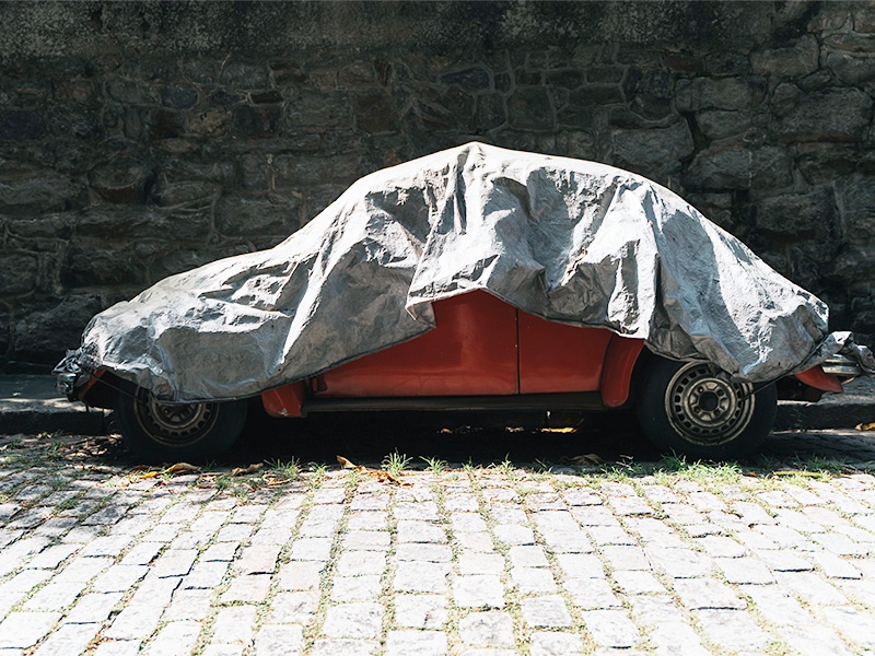 O que fazer ao tirar um carro parado da garagem: cuidados preventivos para a condução segura | Guinchos Costeira