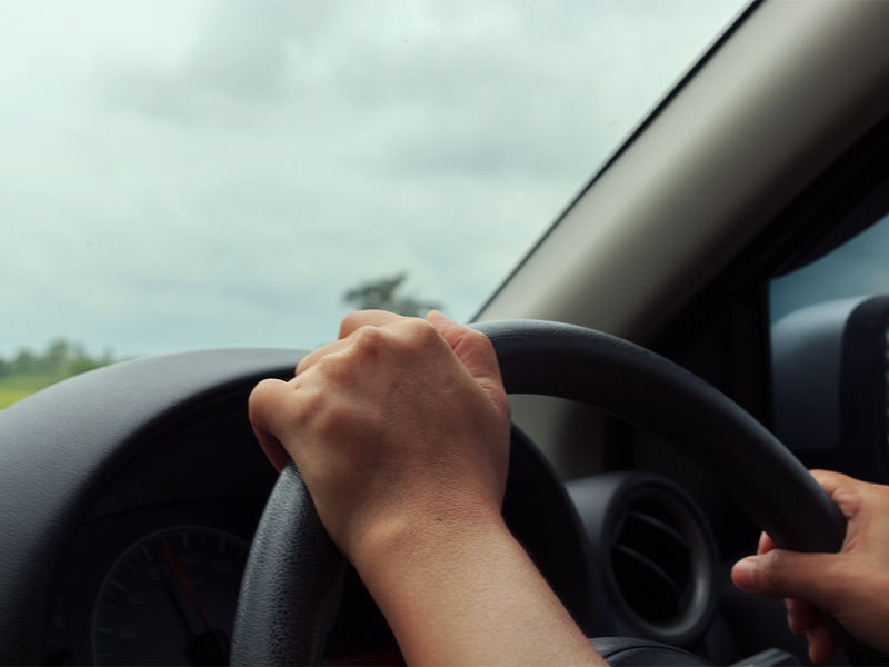 Sua segurança em primeiro lugar: dirija com segurança com essas 3 dicas | Guinchos Costeira